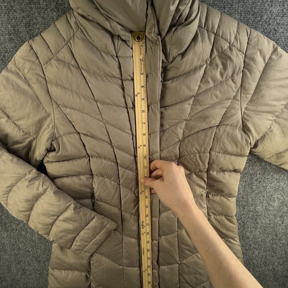 Patagonia Down Fill Puffer Jacket Coat Women Long Beige Hooded Medium Full Zip - Picture 3 of 16